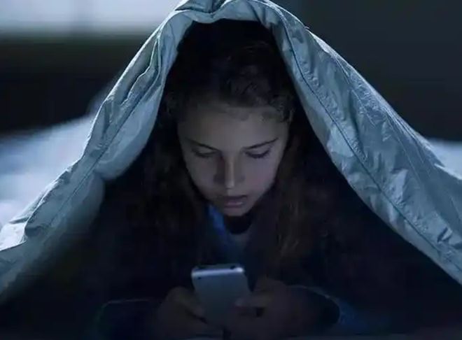 装手机支架交警：不是为难大家是为了安全j9九游会真人游戏第一电动车不允许安(图2)