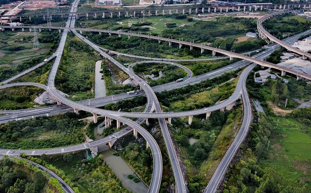 林交警发布2025年“端午节”出行提示j9九游会网站入口高速公路不免费！桂(图3)